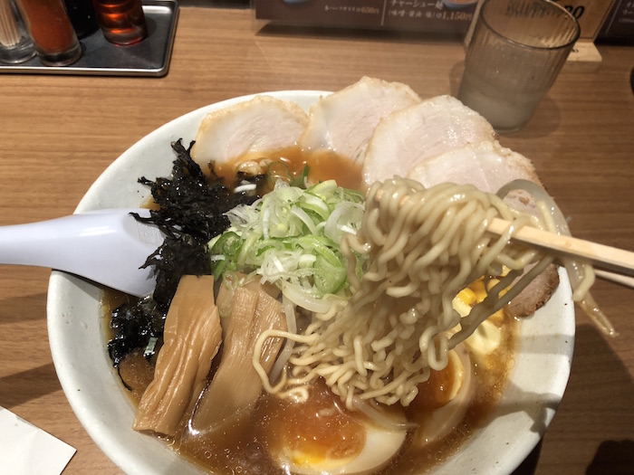 梅光軒の麺