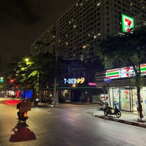 【BTSサパーンクワイ】タイ人向けのゴーゴーバーのシステムや注意点を紹介